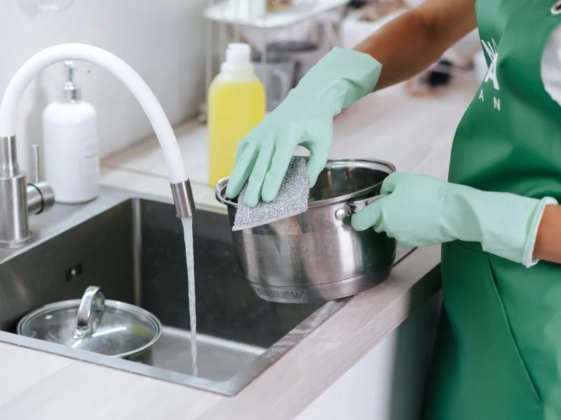 Химчистка мягкой мебели с выездом на дом в Екатеринбурге